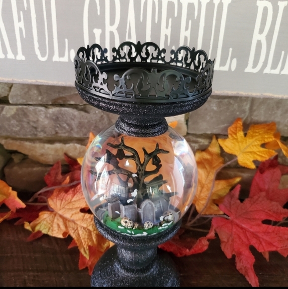 Gorgeous Retired Halloween Waterglobe Candleholder - Picture 2 of 4